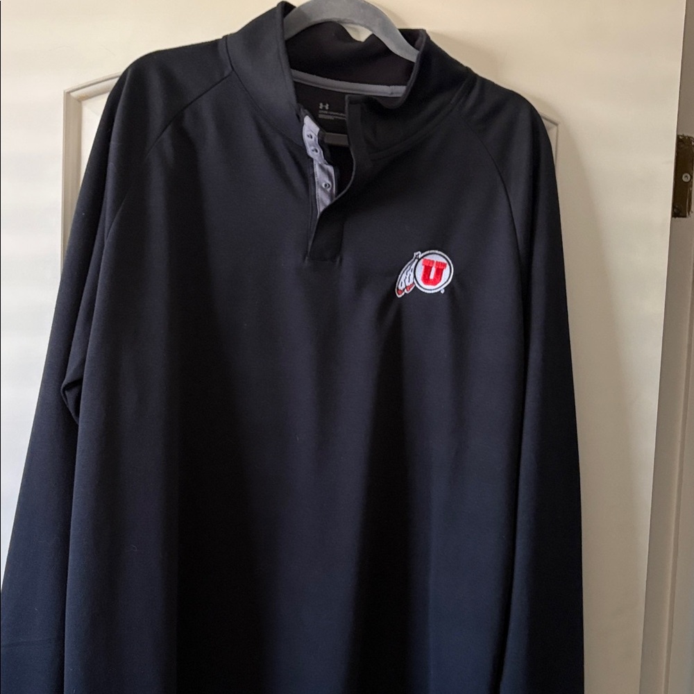 Under Armour Black Pullover with Red & White University 'U' Patch size 2XL